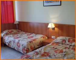 HOTEL.jpg